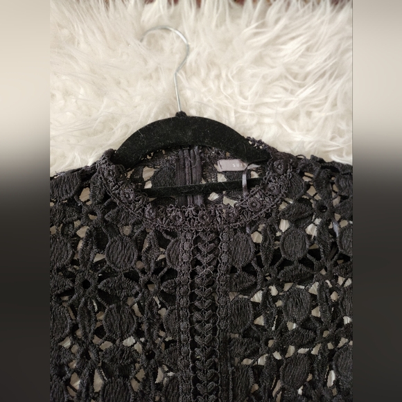 Suzy Shier Long Sleeve Lace Blouse - Picture 6 of 9